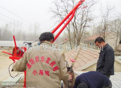 點擊查看詳細信息<br>標(biāo)題：濰坊華友機械建筑小吊機 閱讀次數(shù)：4554